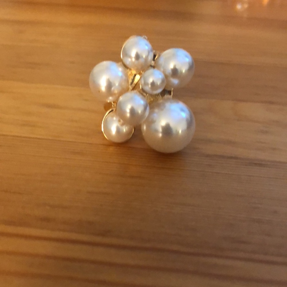 Pearl Cluster + Gold Statement Ring - image 4